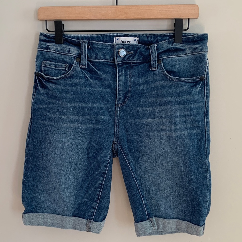 PAIGE Denim Jax Knee Short Size 28 Cuffed Classic Bermuda